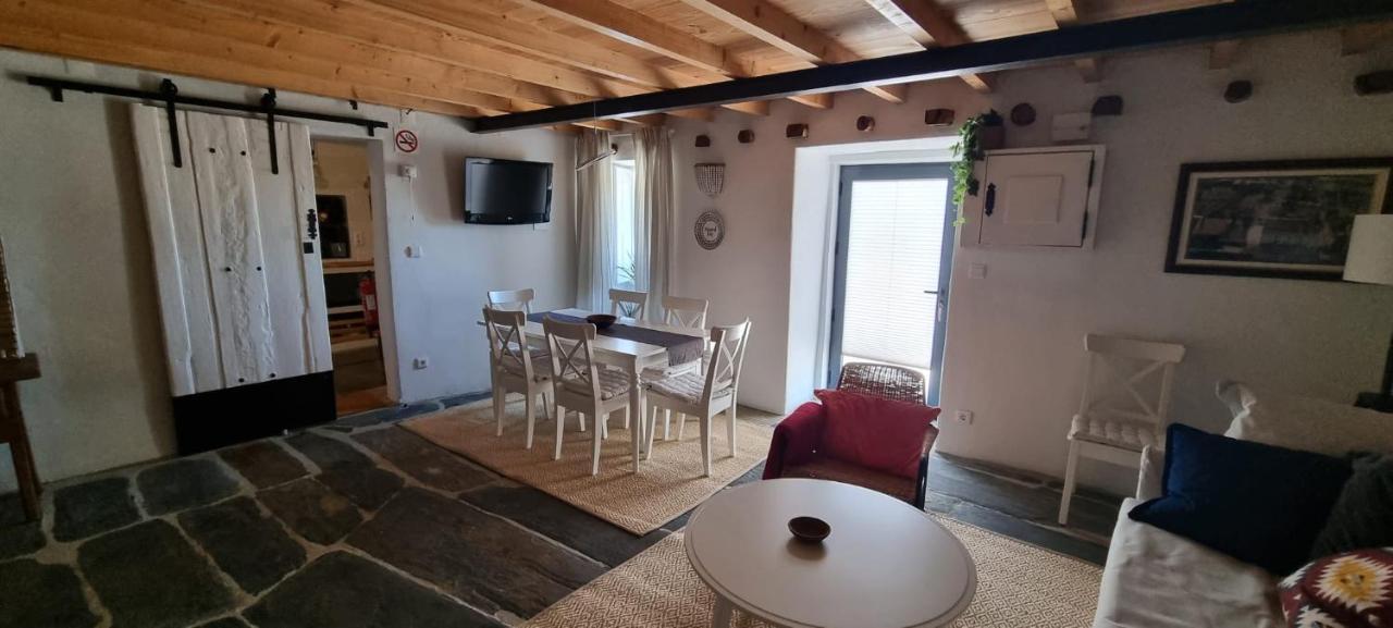 Russa Al Villa Lentiscais Exteriör bild